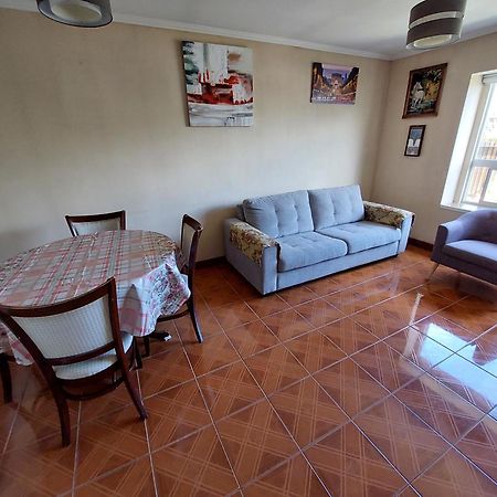 Hostal House Flover Puerto Varas Exterior foto